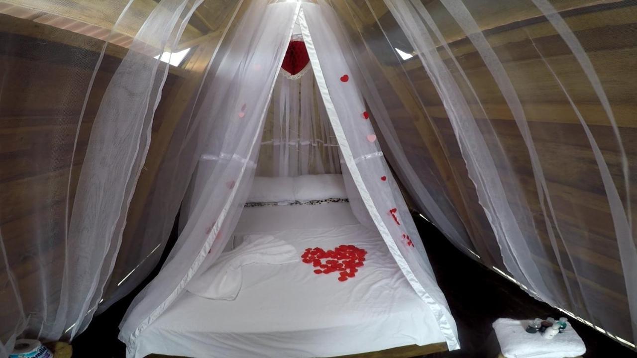 Mana Star Lounge Hotel Villavieja Buitenkant foto